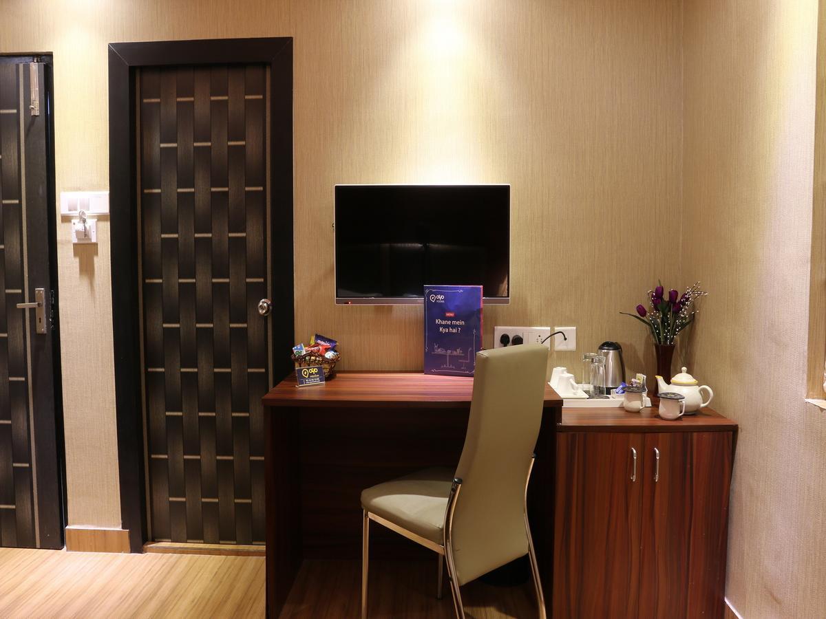 Oyo 662 Hotel Comfotel Kolkata Luaran gambar